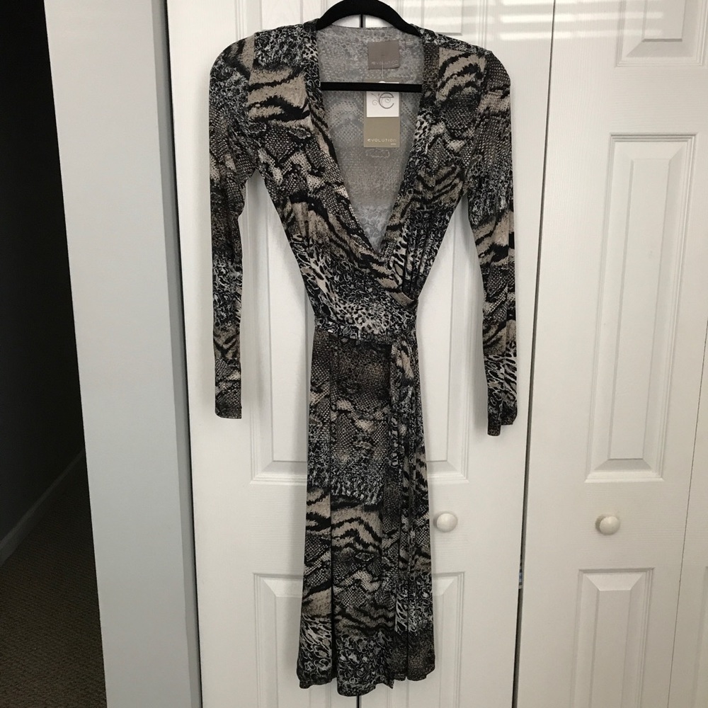 NWT Python Wrap Dress - Picture 4 of 6